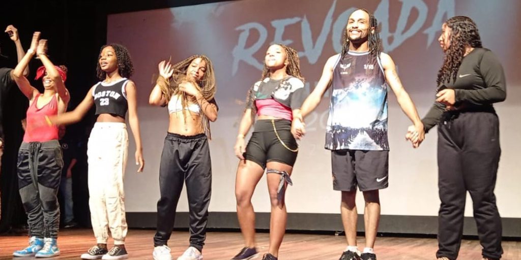revoada-cultural-reune-artistas-de-favelas-na-4a-edicao-do-festival