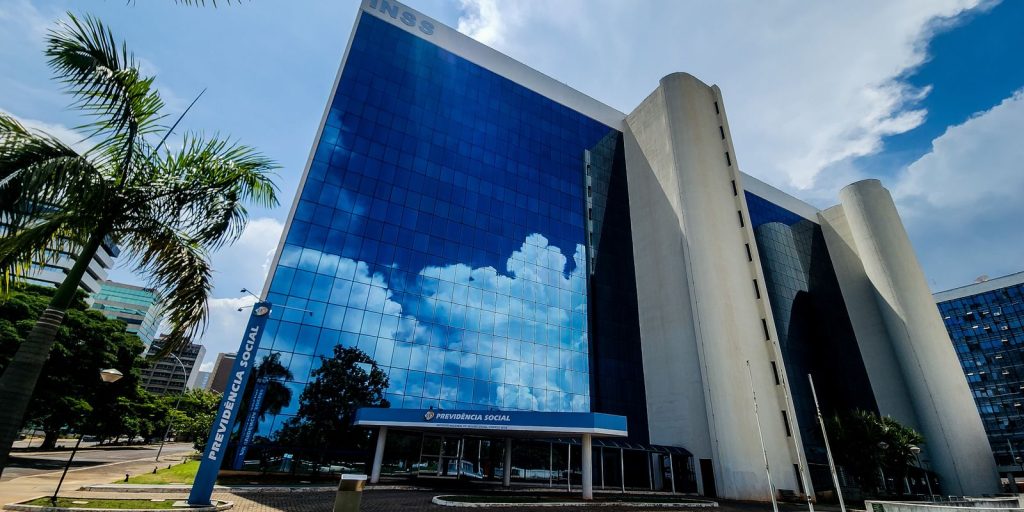 inss-vai-devolver-r$-292-milhoes-a-aposentados-com-descontos-ilegais