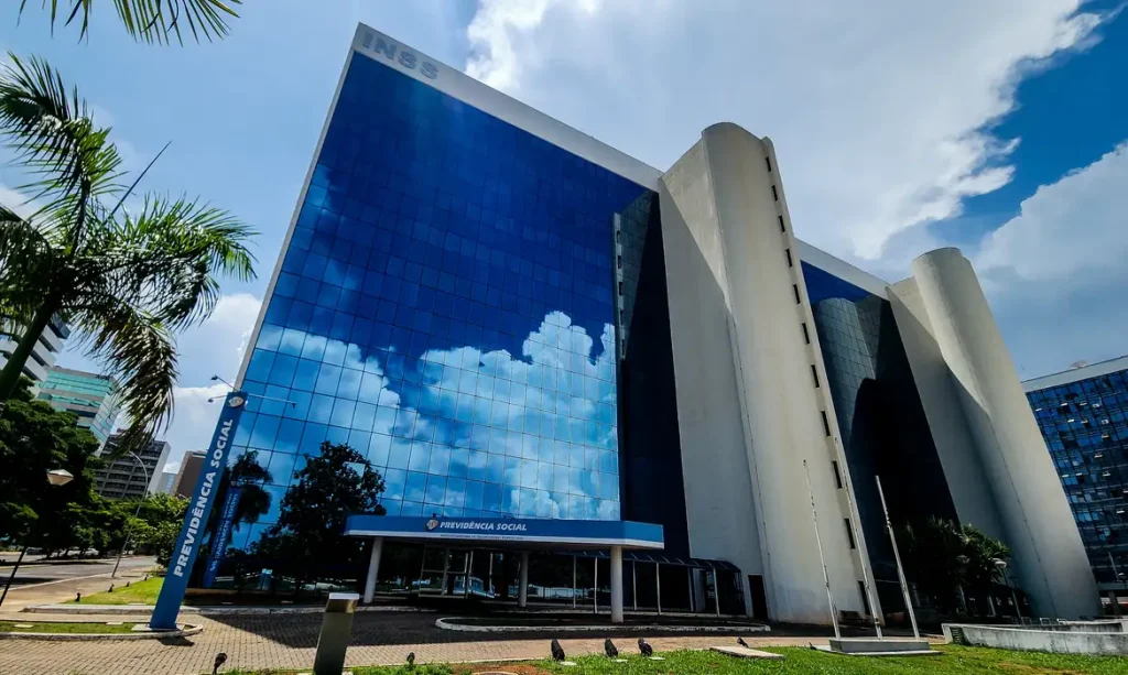 inss-vai-devolver-r$-292-milhoes-a-aposentados-com-descontos-ilegais