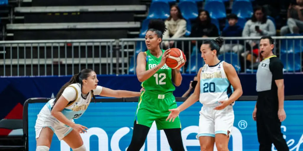 brasil-estreia-vencendo-a-argentina-na-americup-de-basquete