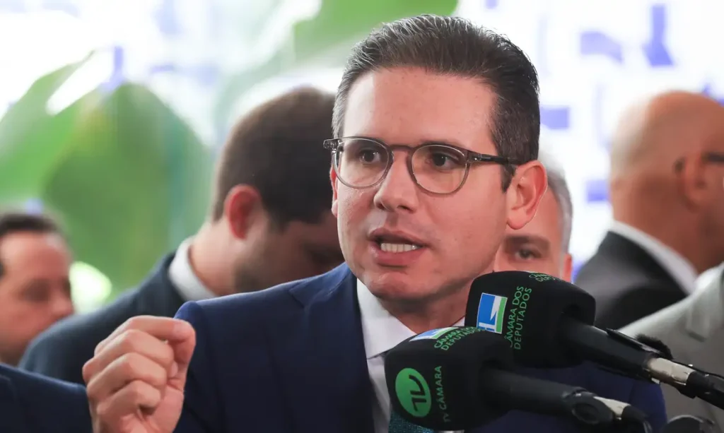 pediatras-pedem-urgencia-em-projeto-sobre-‘adultizacao’-infantil