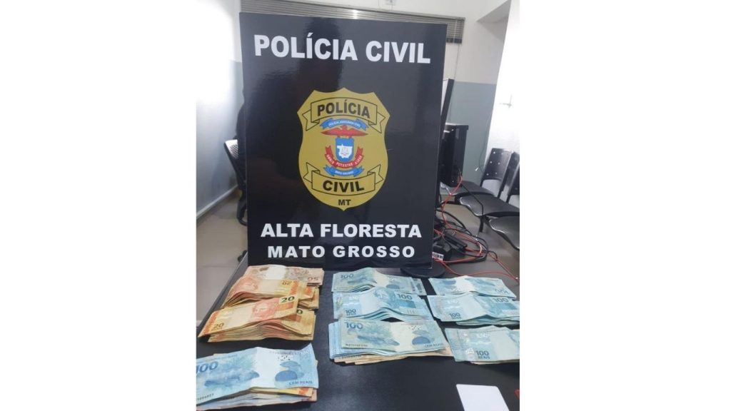 mulher-e-presa-suspeita-de-furtar-mais-de-r$-65-mil-de-idosos