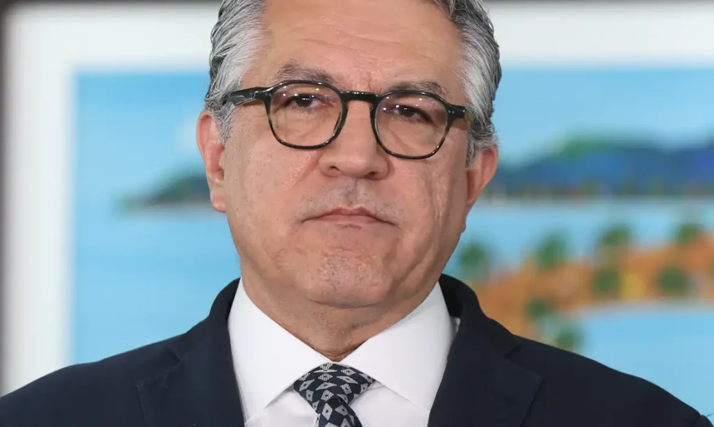 padilha-chama-trump-de-inimigo-da-saude-e-afirma-que-sancao-e-absurda