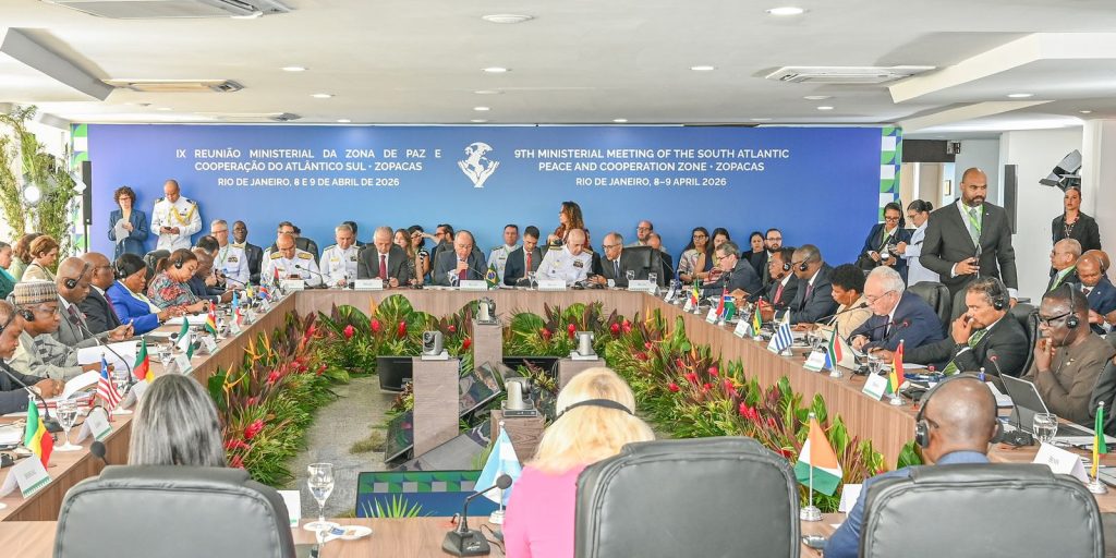 paises-do-atlantico-sul-defendem-regiao-livre-de-guerra-e-arma-nuclear