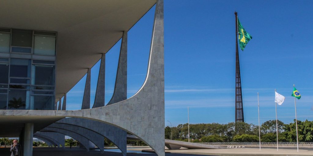 brasil-e-quem-define-como-combate-e-classifica-o-crime,-diz-planalto